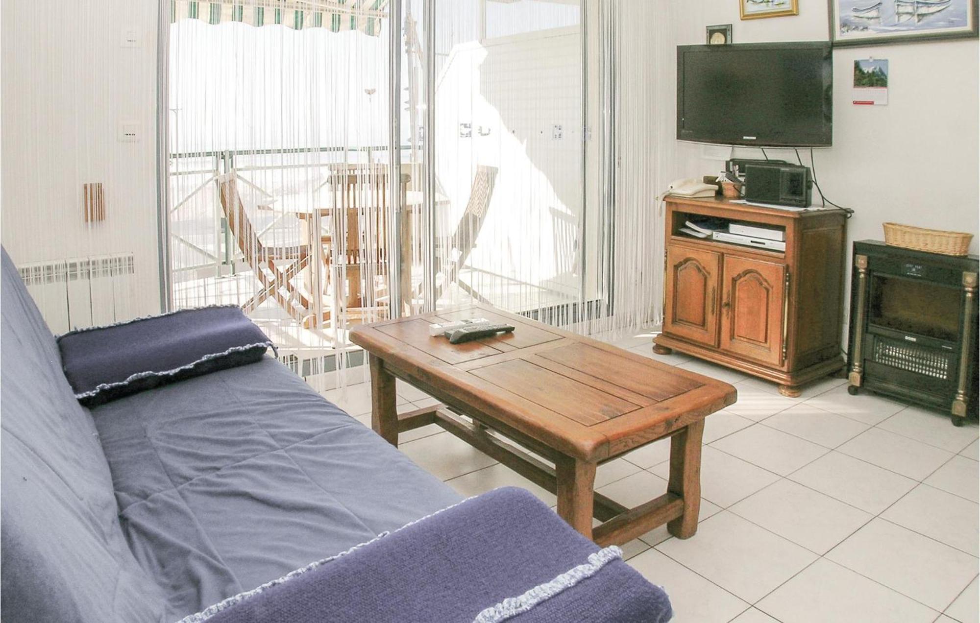 Amazing Apartment In St, Hilaire De Riez Saint-Jean-de-Monts Exterior photo